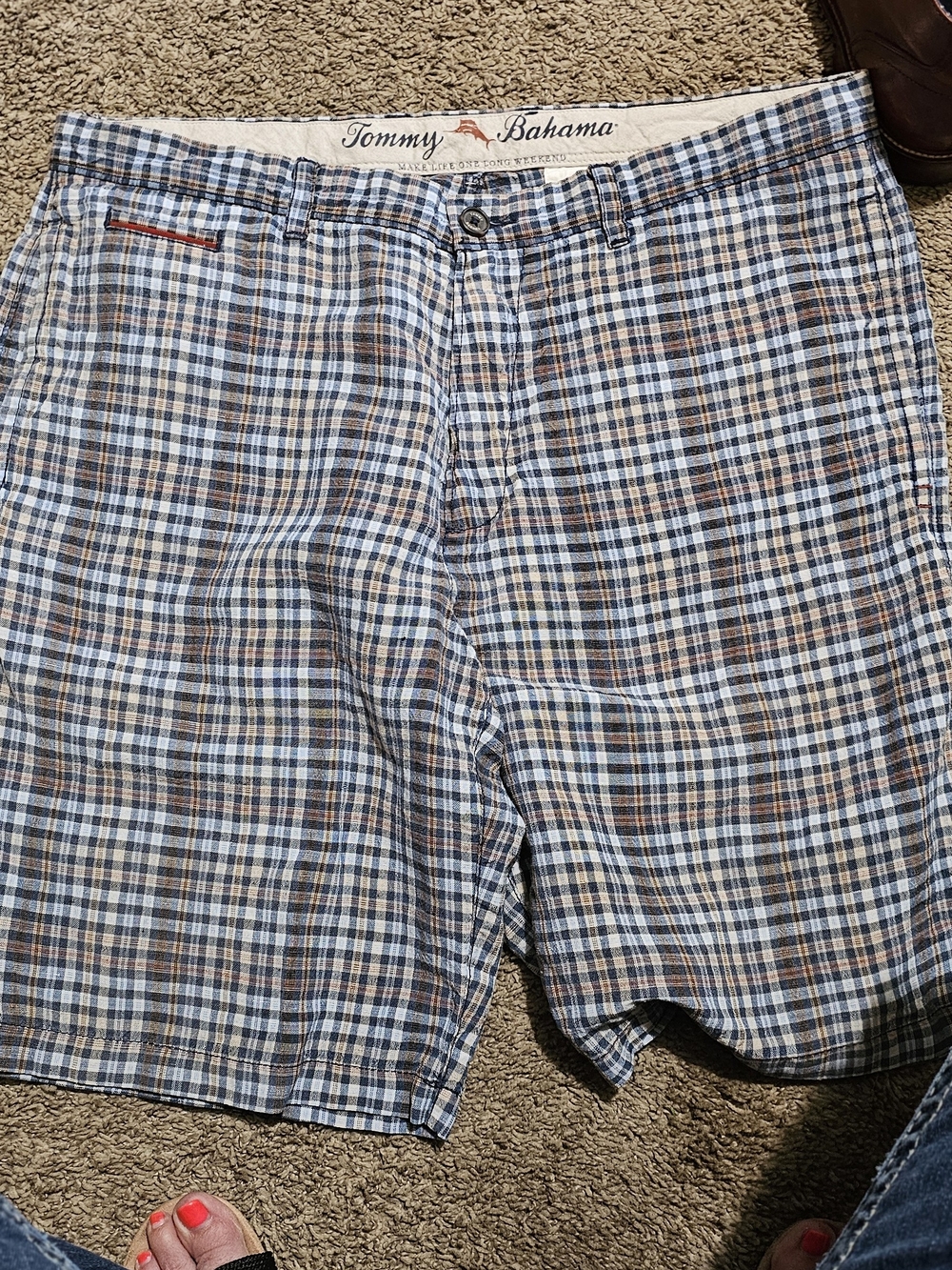 Tommy Bahama Men's Blue & Brown Plaid Shorts